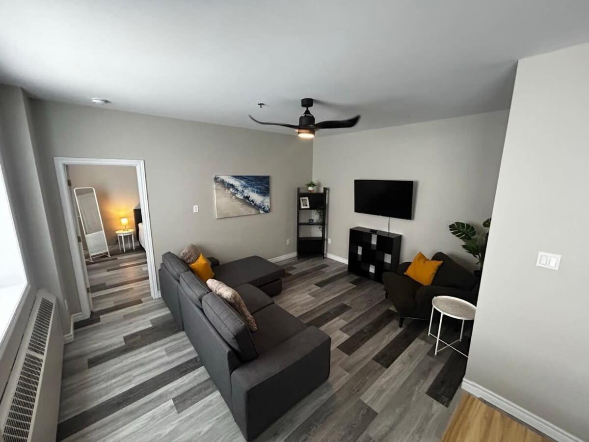 New Large Luxurious 2Br Condo In The Heart Of Uptown Coffee, Wifi Saint John Exterior foto